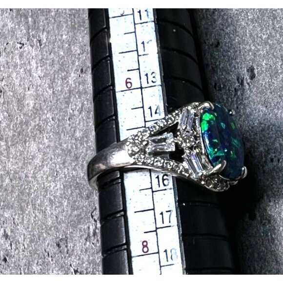 Ring Bomb Party Ring, NWOT, size 7, speckled blue green stone, silver color band - Picture 5 of 5